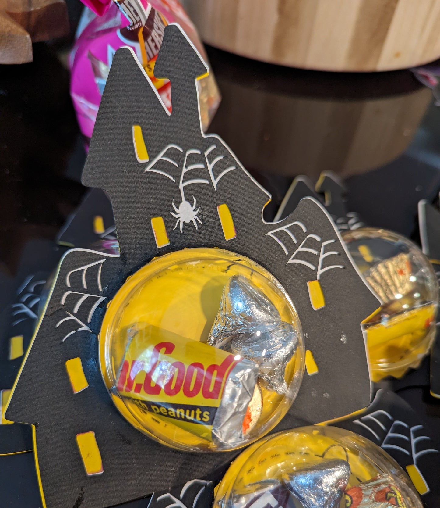 Bubble Belly Candy Holder